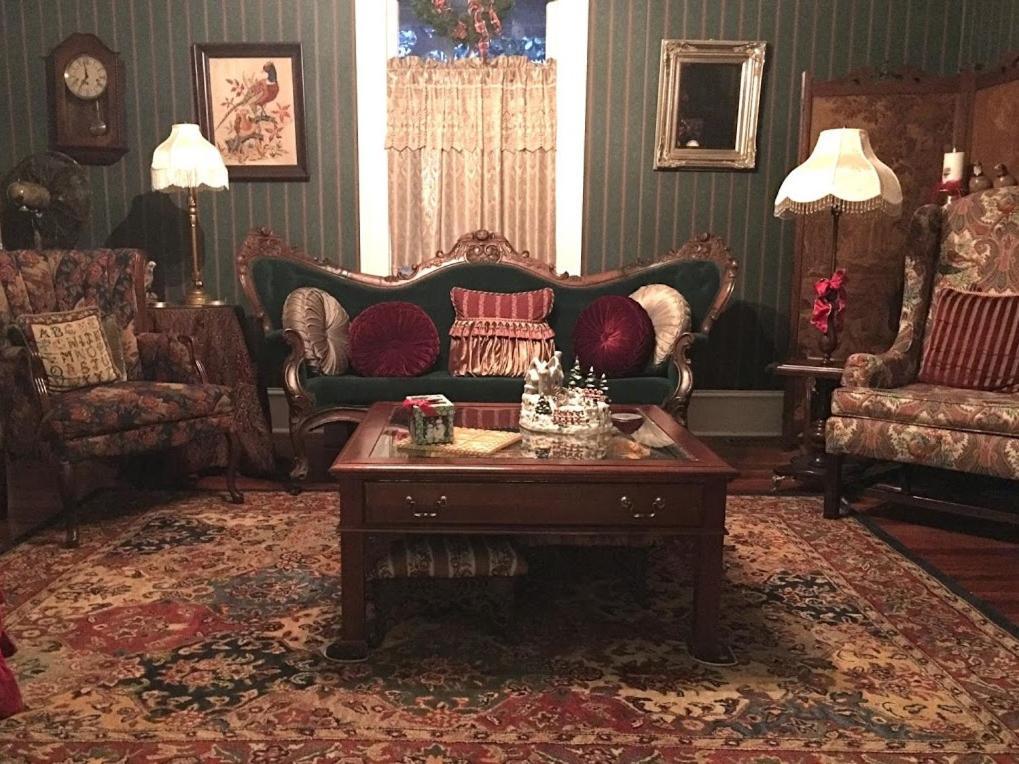Holly House Of Hamilton Bed and Breakfast Εξωτερικό φωτογραφία